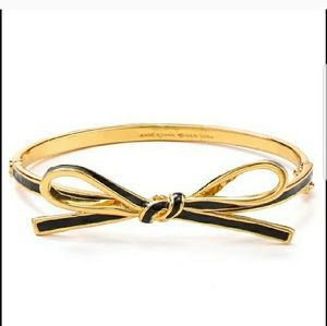 Gorgeous Bow Bracelet